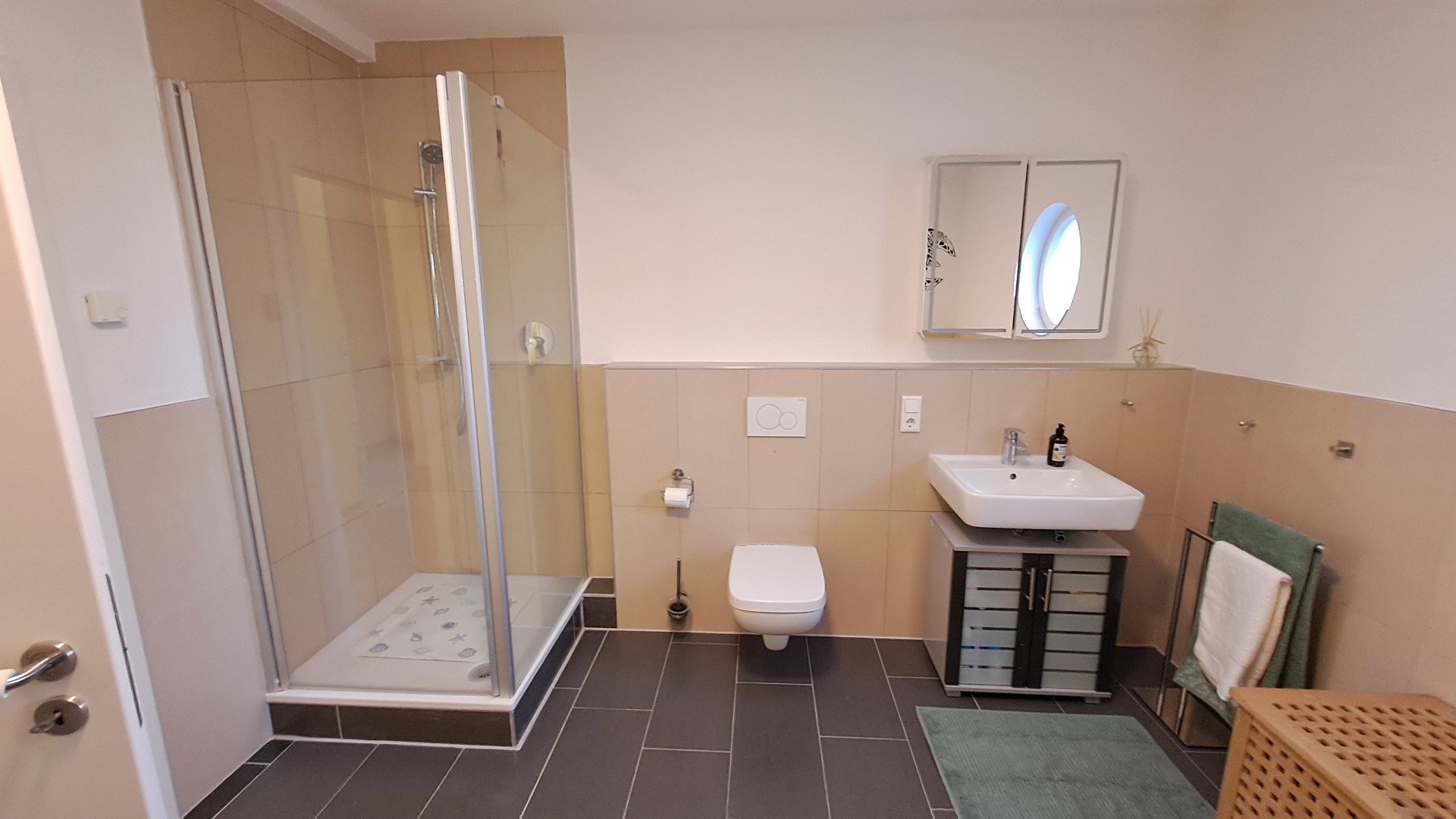 Zwischenmiete Leverkusen